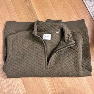 Men's Olive Green Quilted Sweater